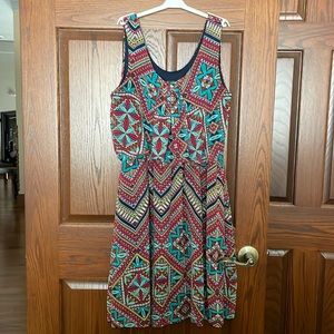 Enfocus Studio multicolored dress with elastic waist. Size 8